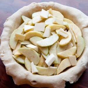 Apple pie filling in the pan